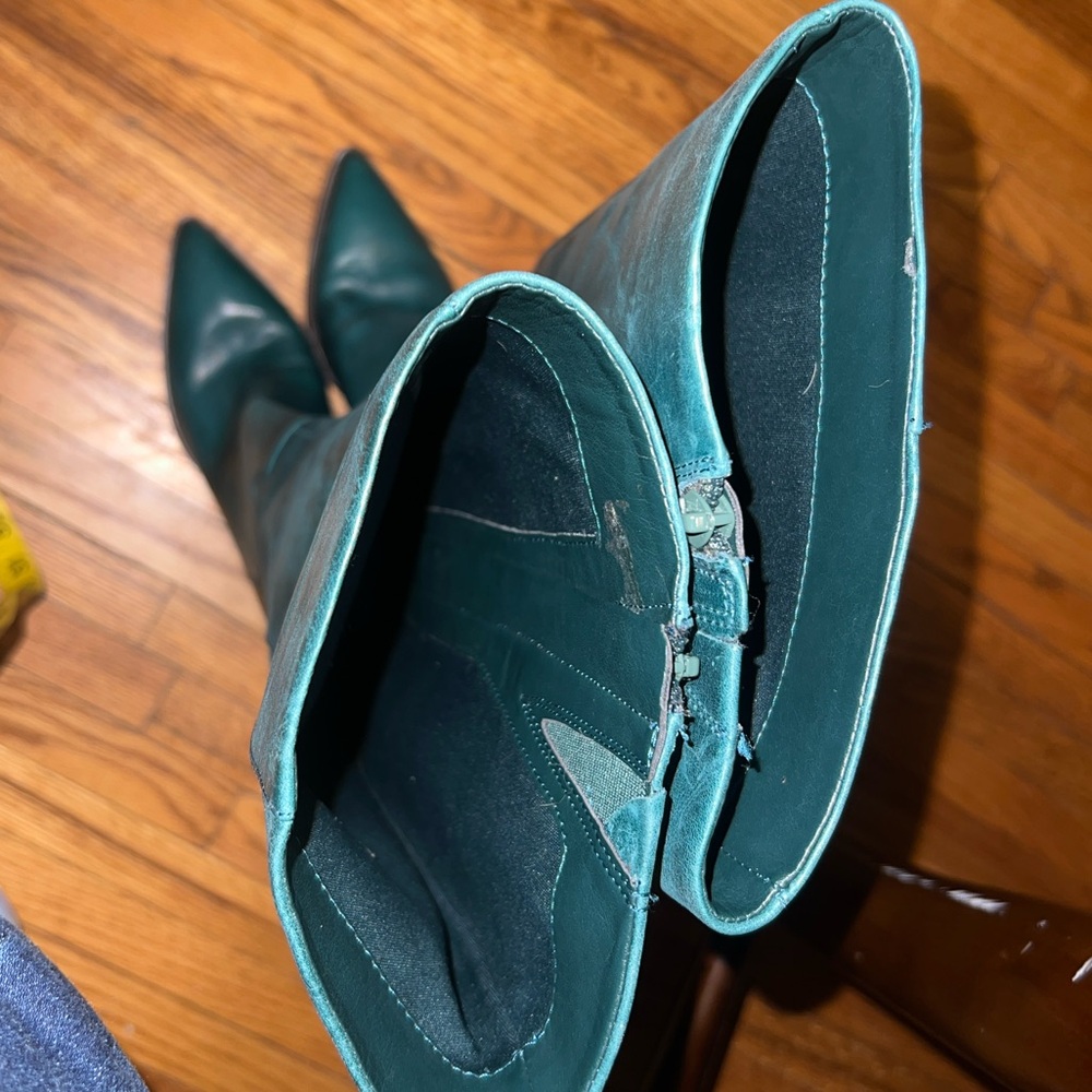 NINE WEST “Peachey”Heeled Boots - Picture 12 of 15